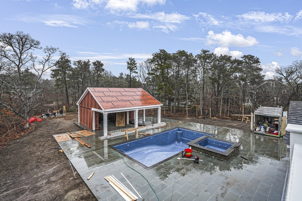 9 Suttons Way Edgartown, MA 02539