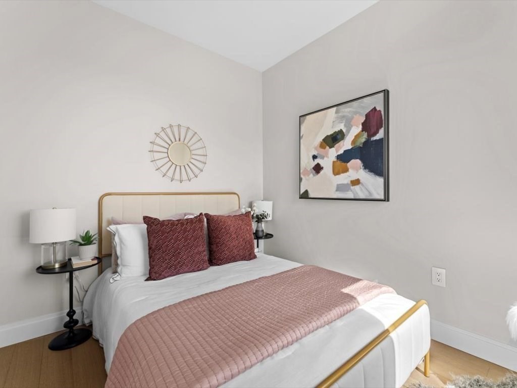 100 Shawmut Ave #708 Boston, MA 02118