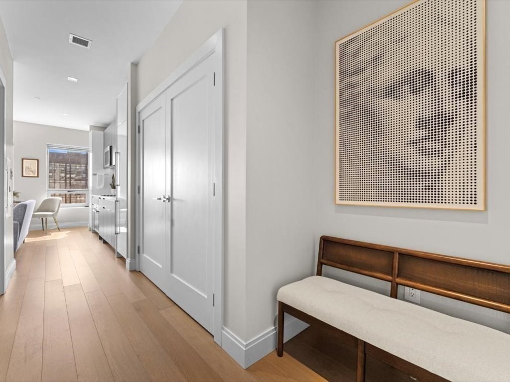 100 Shawmut Ave #708 Boston, MA 02118