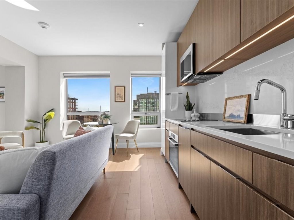 100 Shawmut Ave #708 Boston, MA 02118