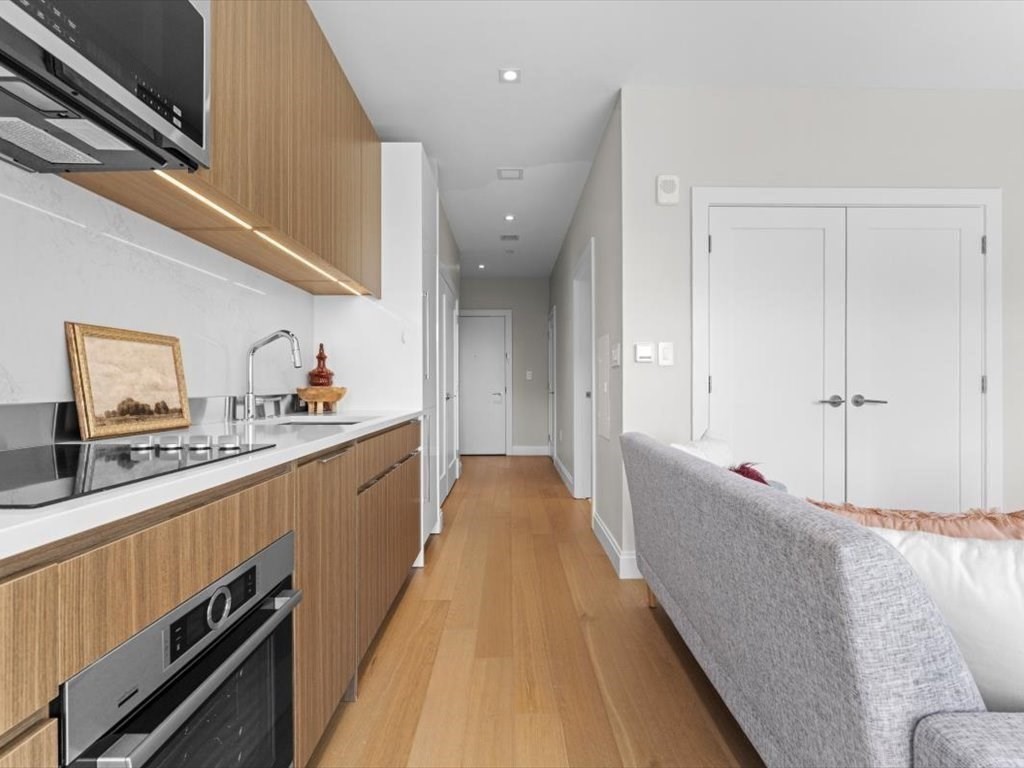 100 Shawmut Ave #708 Boston, MA 02118