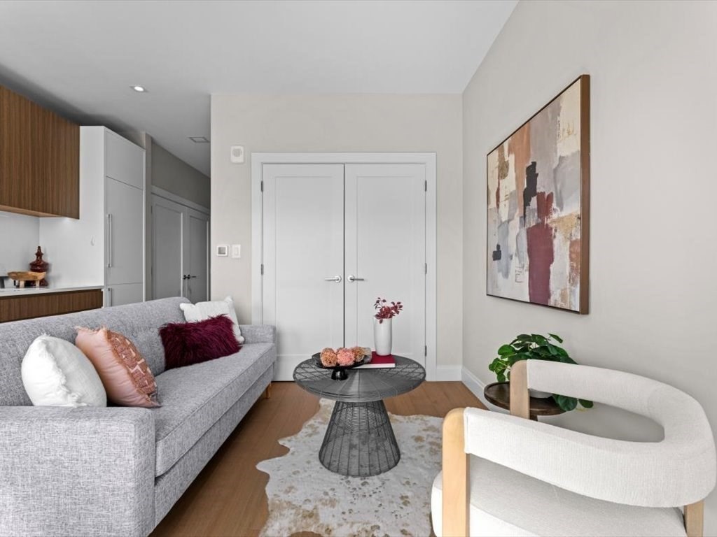 100 Shawmut Ave #708 Boston, MA 02118