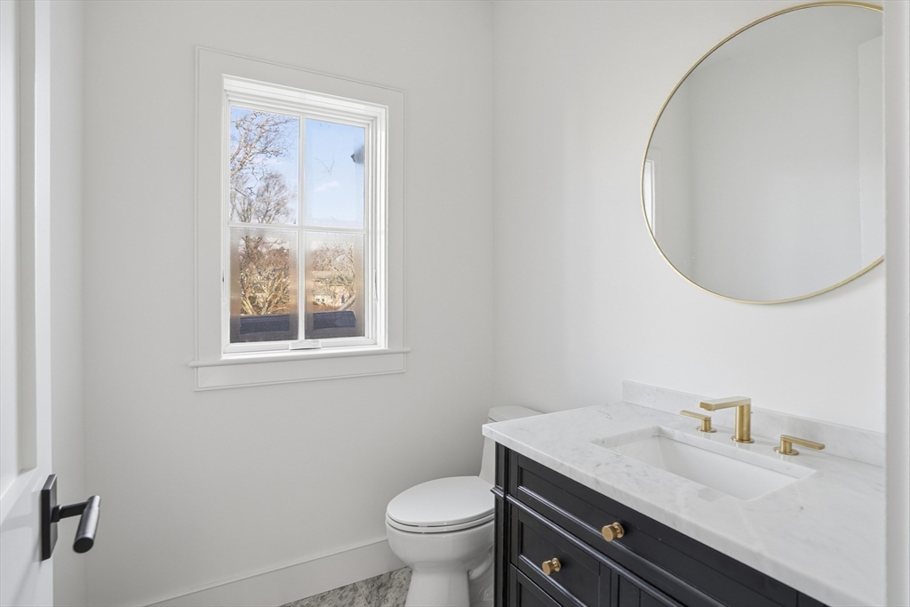 35 Mt Alworth Rd Tisbury, MA 02568