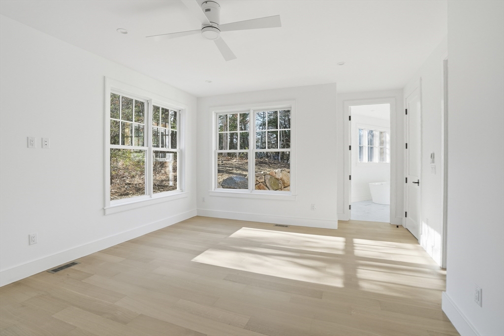 35 Mt Alworth Rd Tisbury, MA 02568