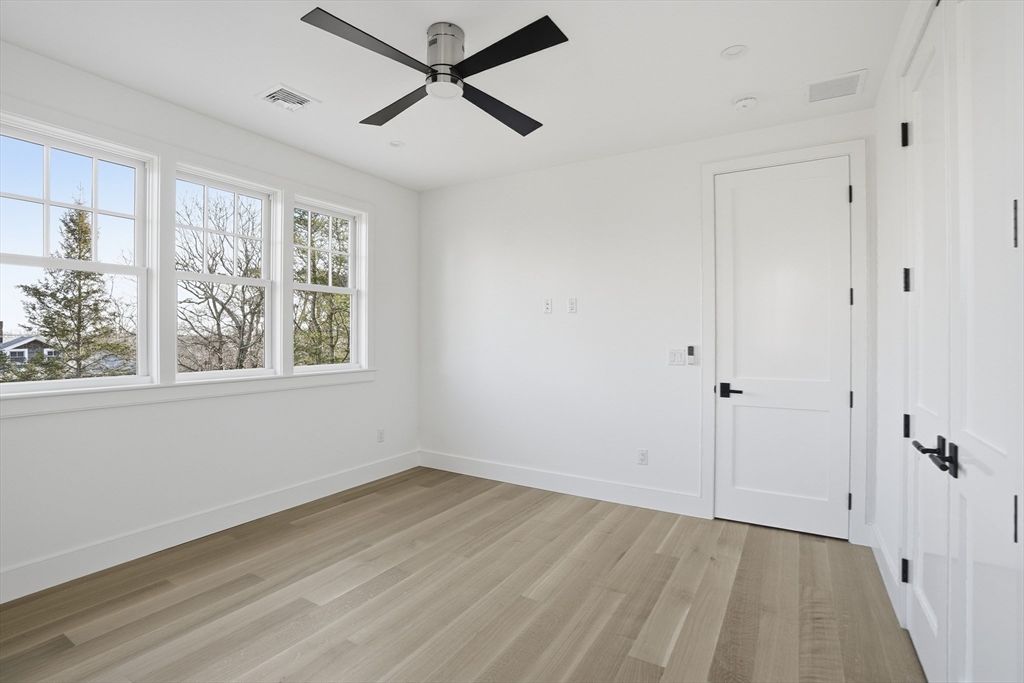 35 Mt Alworth Rd Tisbury, MA 02568