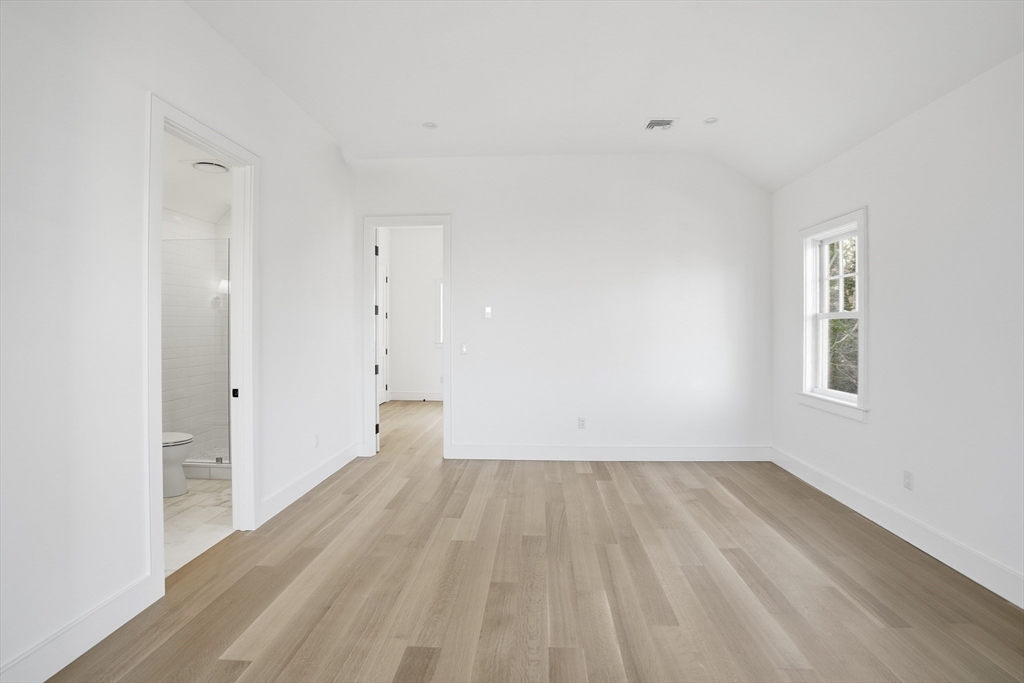 35 Mt Alworth Rd Tisbury, MA 02568