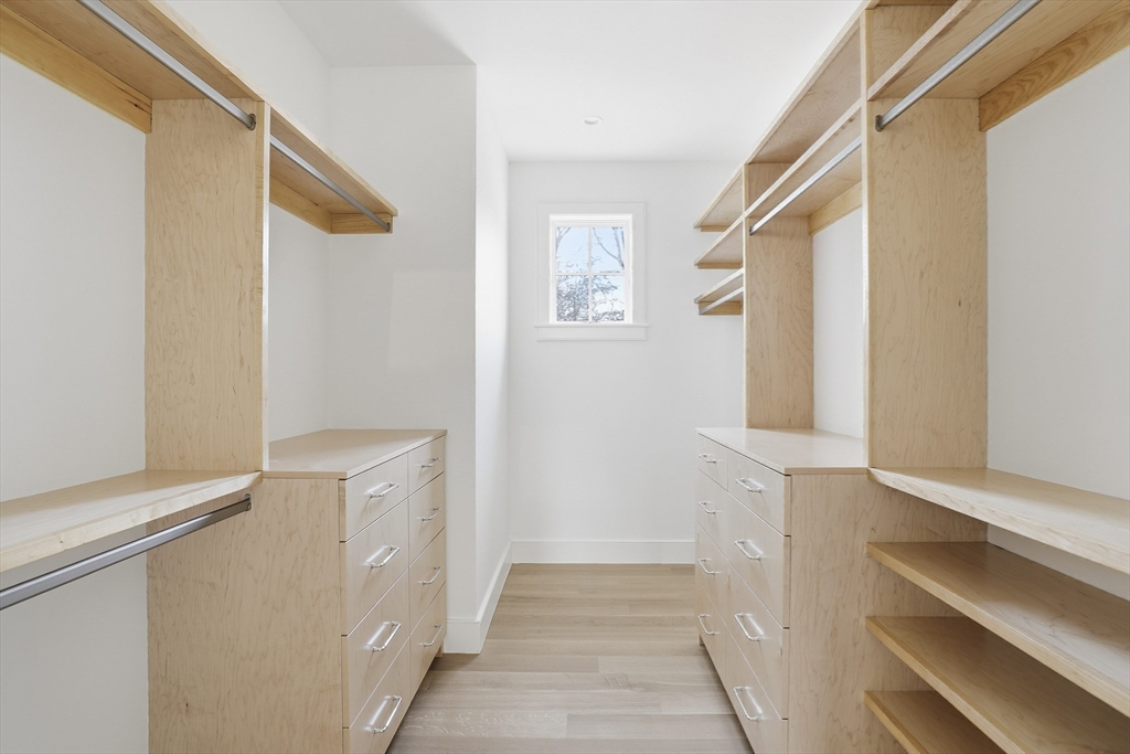 35 Mt Alworth Rd Tisbury, MA 02568