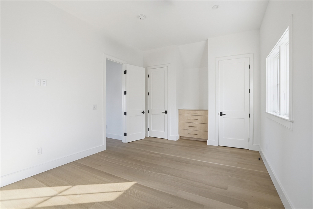 35 Mt Alworth Rd Tisbury, MA 02568