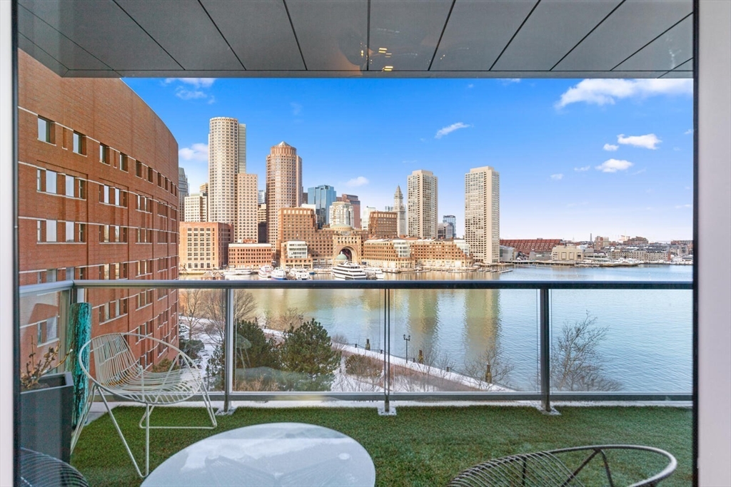22 Liberty Dr #7M Boston, MA 02210