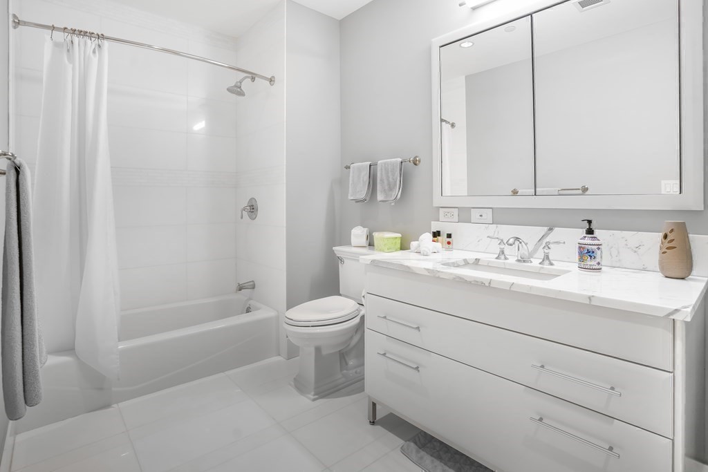 22 Liberty Dr #7M Boston, MA 02210