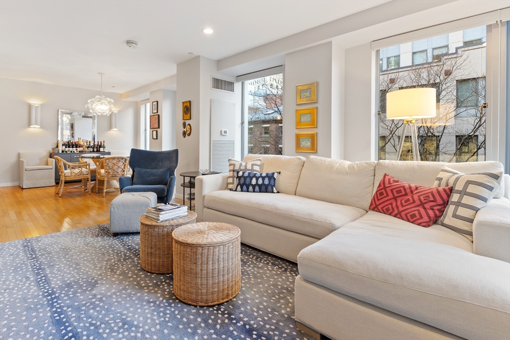 80 Broad St #307