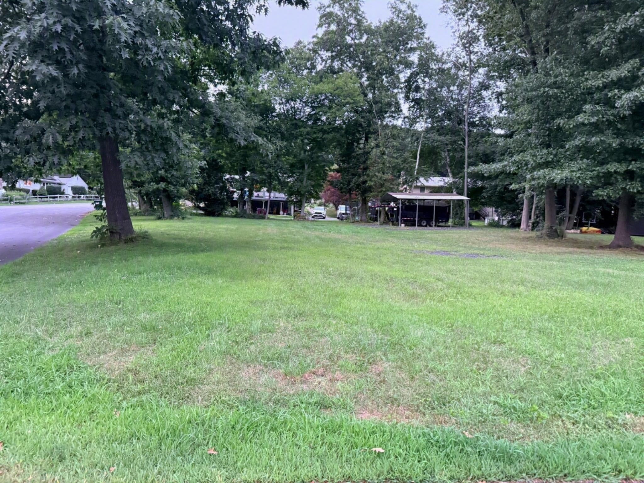 60 Wakefield Ave Webster Lk Webster, MA 01570