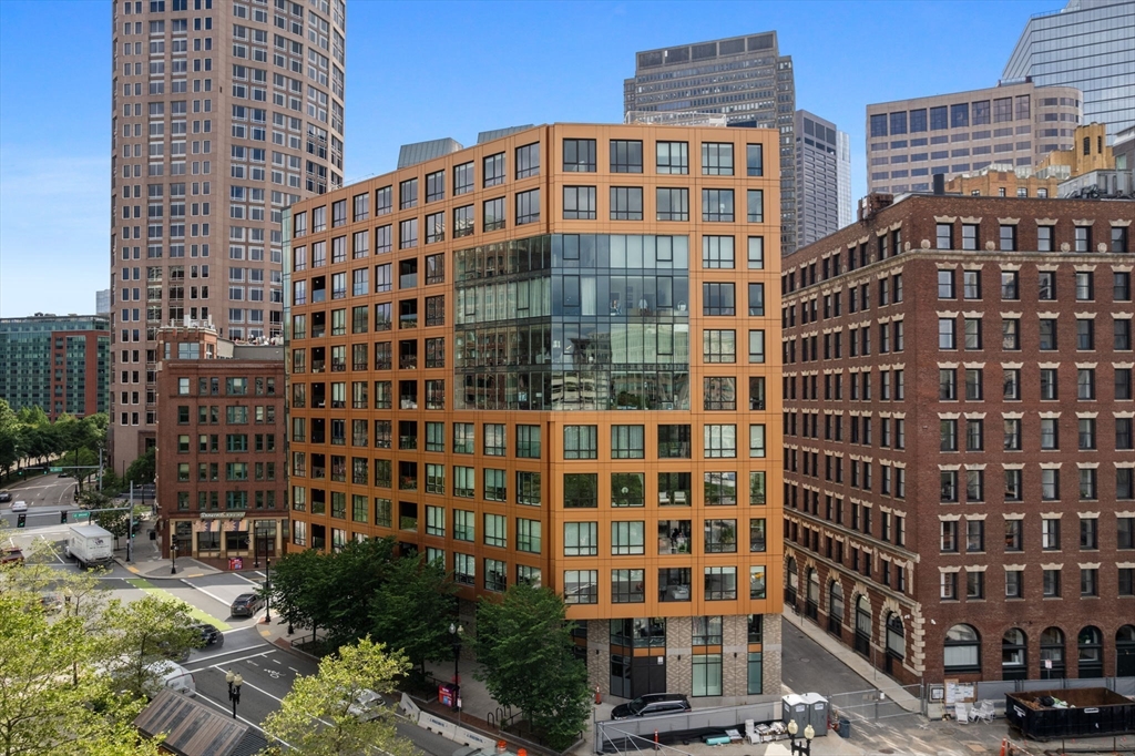 110 Broad St #901