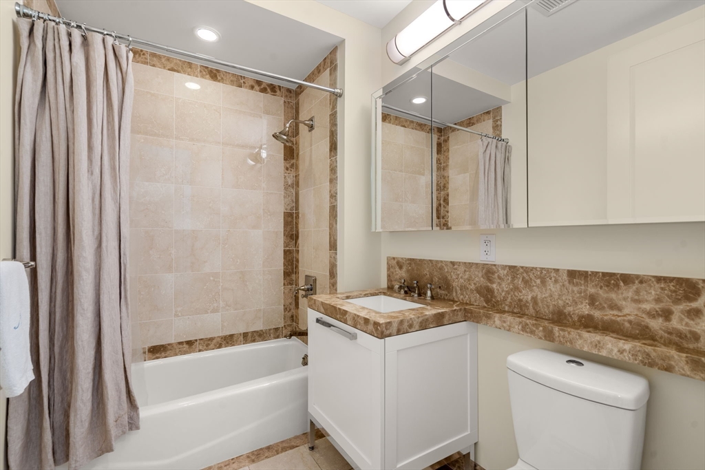 400 uart St #15J Boston, MA 02116