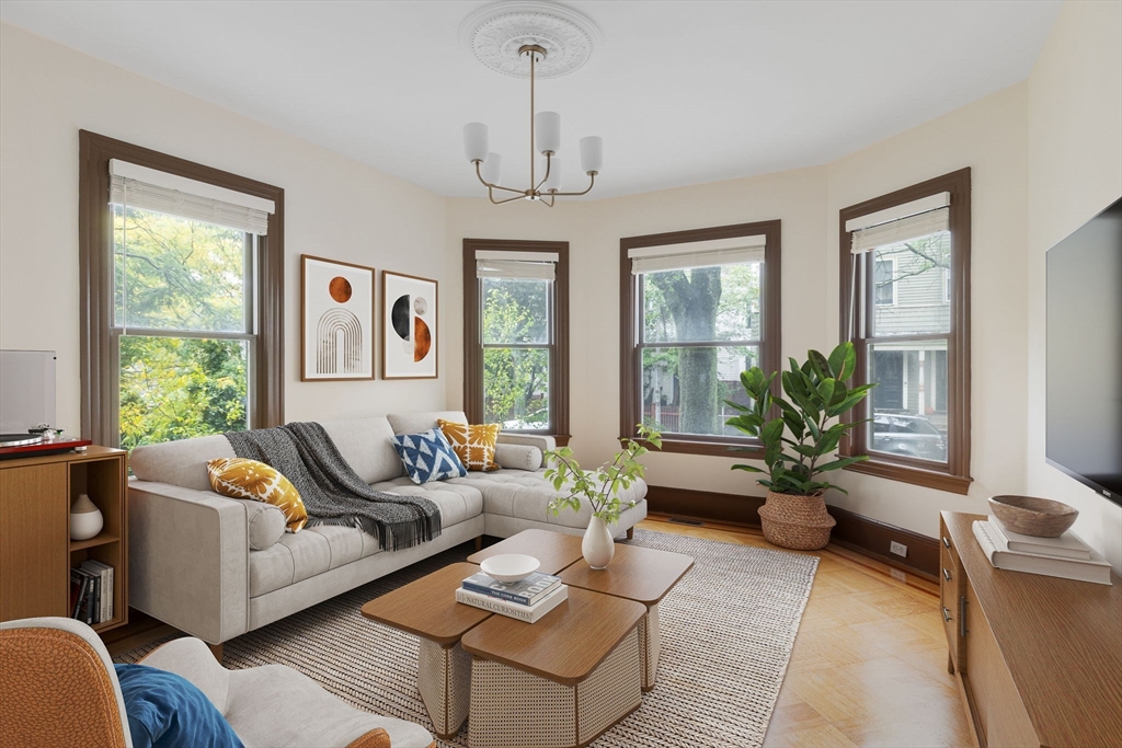 88 Putnam Ave #1 Cambridge, MA 02139