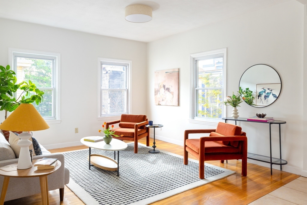 101 Prospect St #2 Somerville, MA 02143