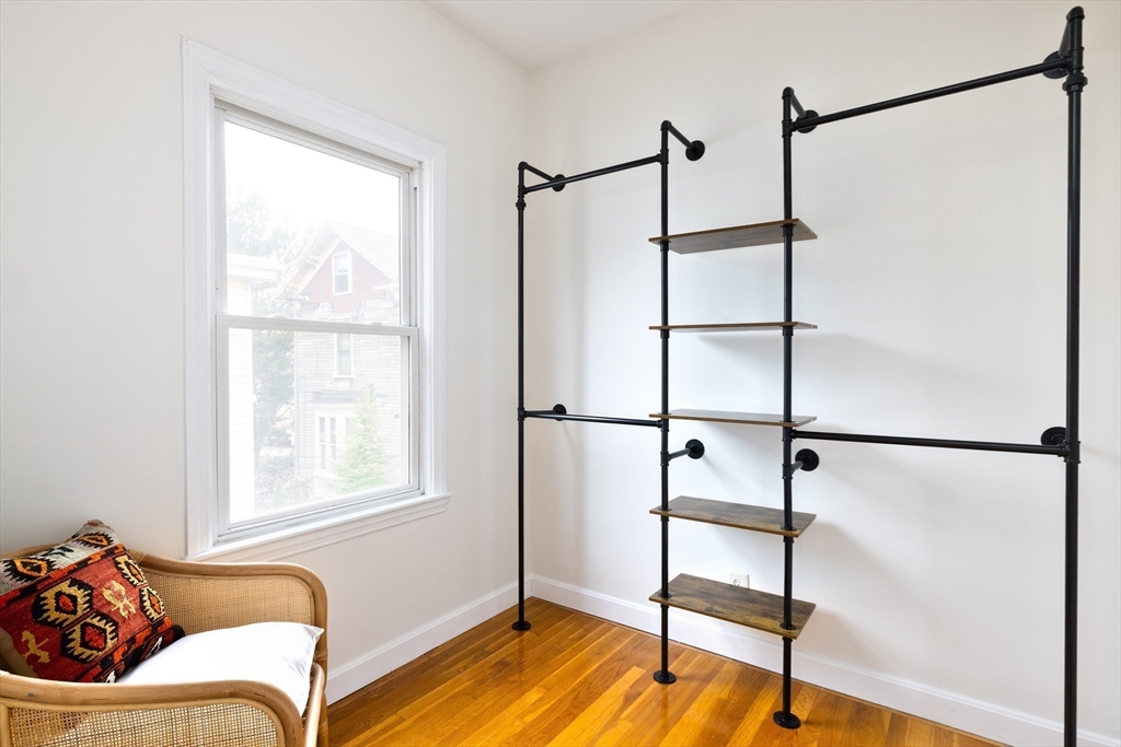 101 Prospect St #2 Somerville, MA 02143