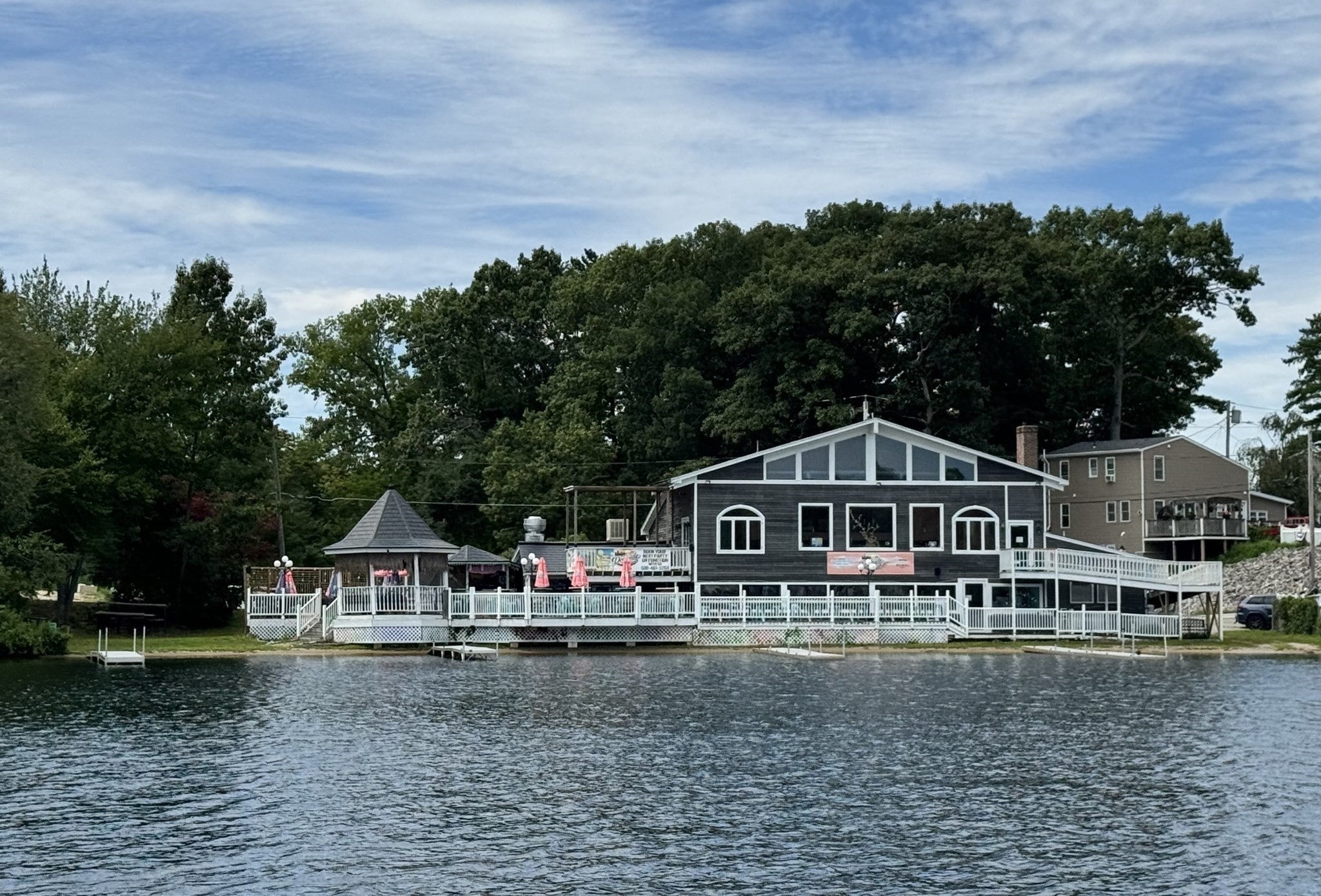 Wakefield Ave - Webster Lk Webster, MA 01570