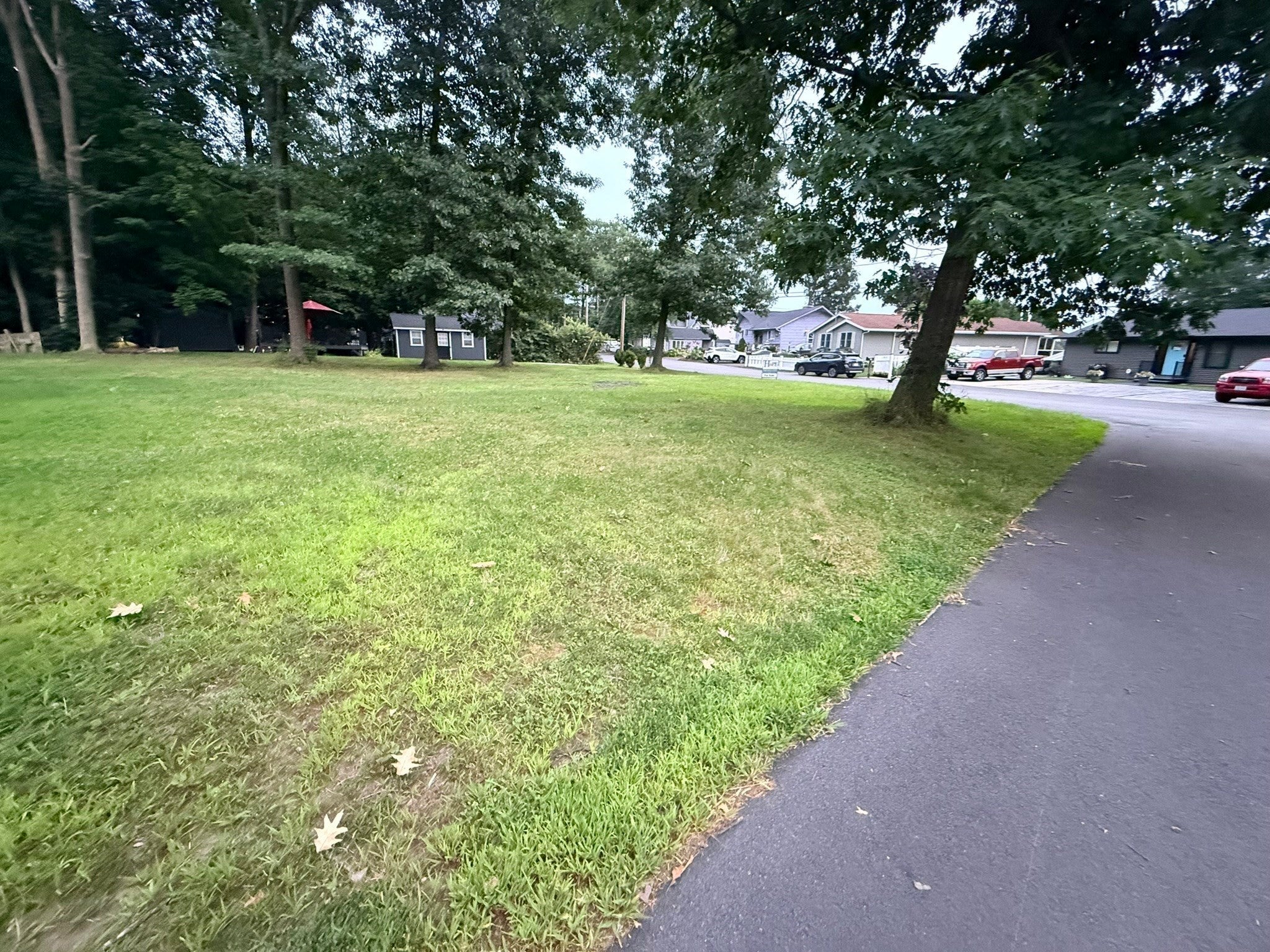 Wakefield Ave - Webster Lk Webster, MA 01570