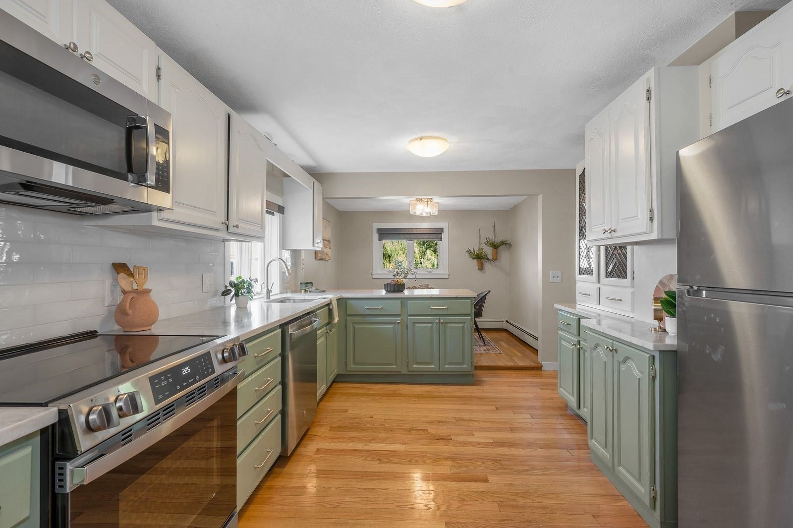 67 Melvin St Wakefield, MA 01880