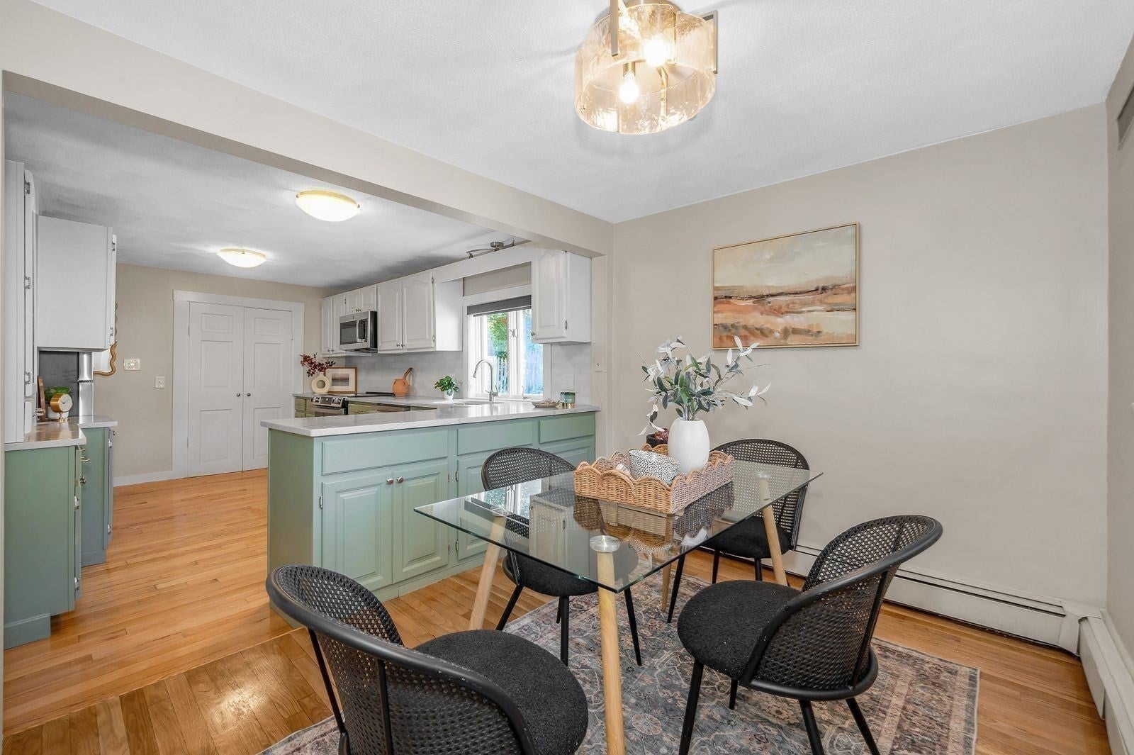 67 Melvin St Wakefield, MA 01880