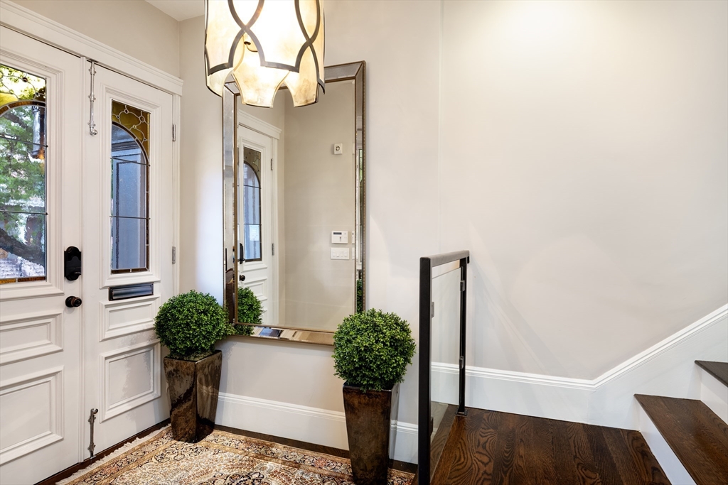 109 Appleton St Boston, MA 02116 109 Appleton St Boston, MA 02116