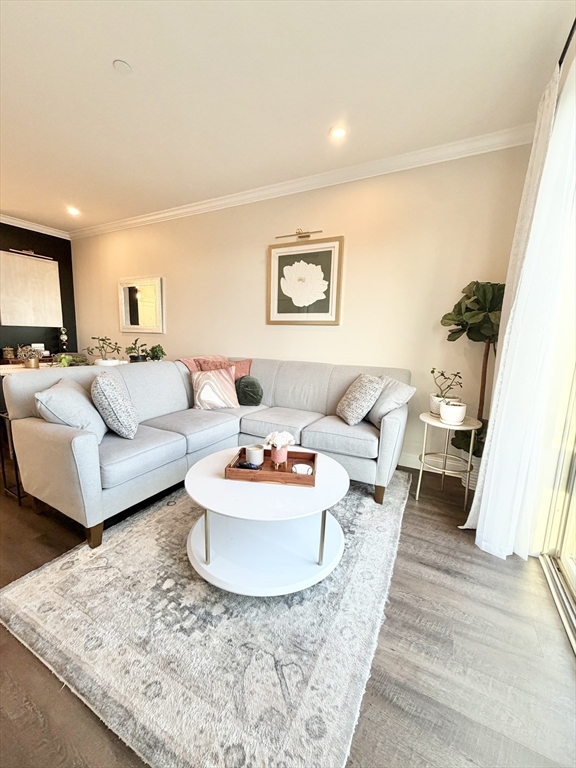 69 Foundry St #416 Wakefield, MA 01880