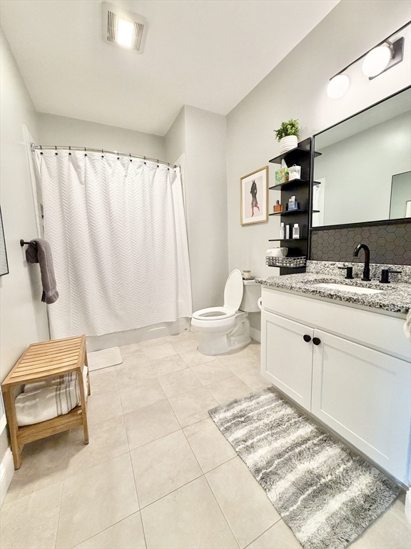 69 Foundry St #416 Wakefield, MA 01880