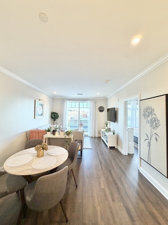 69 Foundry St #416 Wakefield, MA 01880