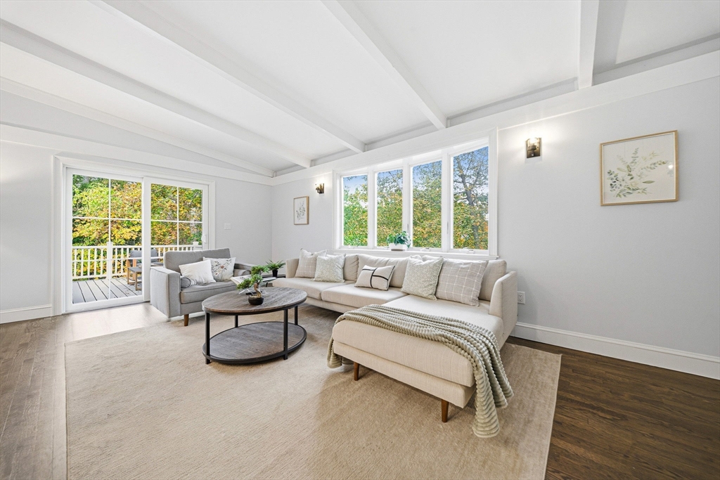 43 Friend St Wakefield, MA 01880