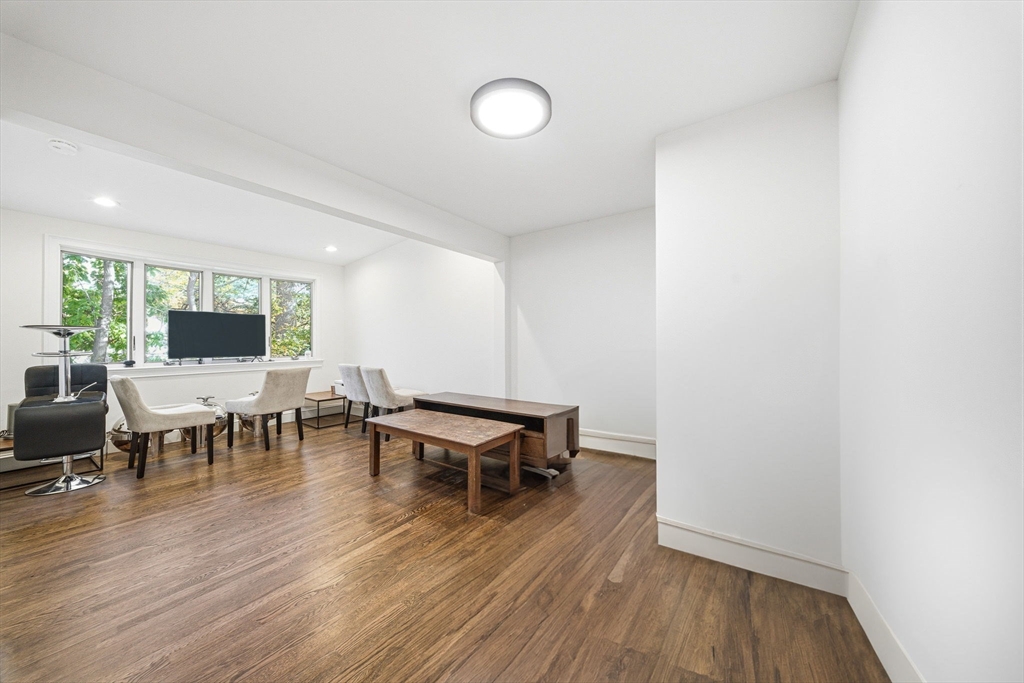 43 Friend St Wakefield, MA 01880