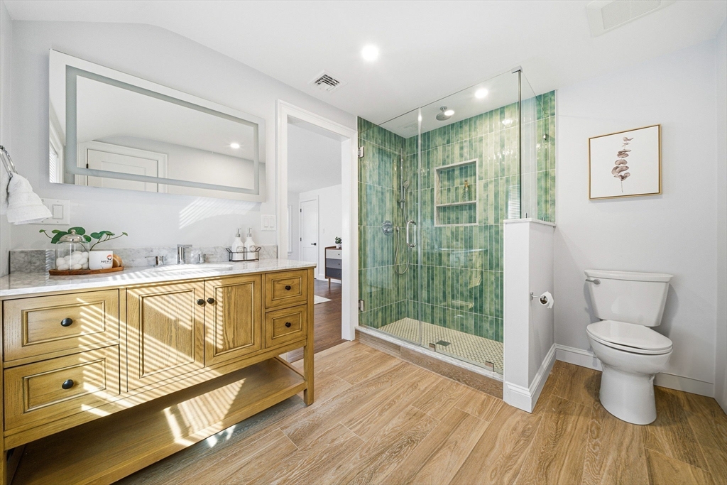 43 Friend St Wakefield, MA 01880