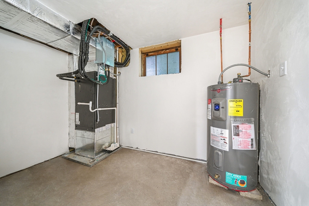 43 Friend St Wakefield, MA 01880