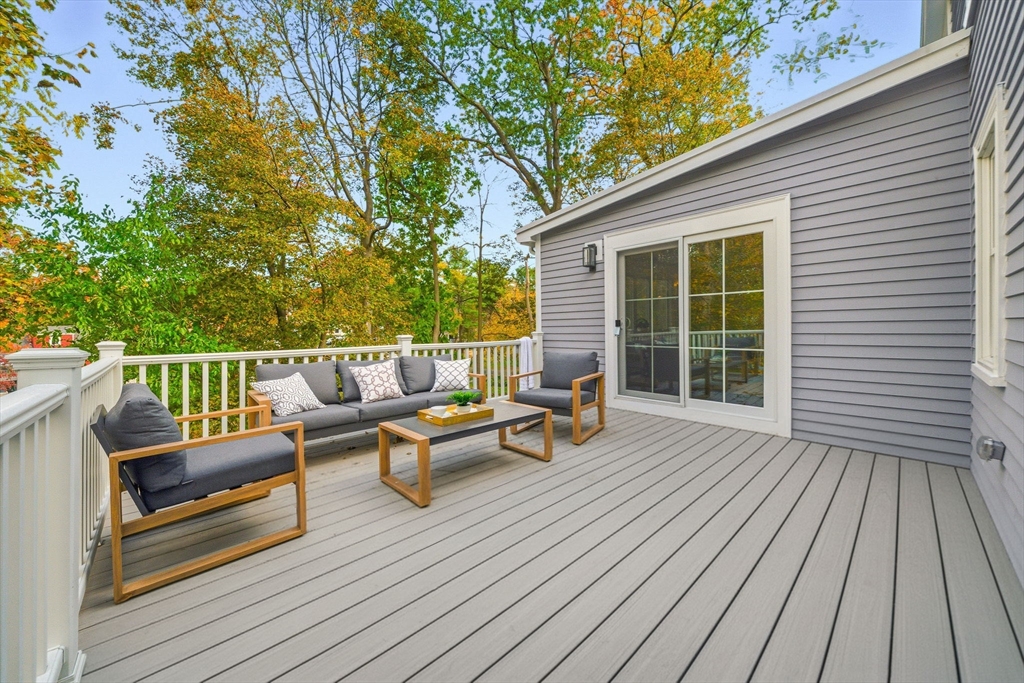 43 Friend St Wakefield, MA 01880