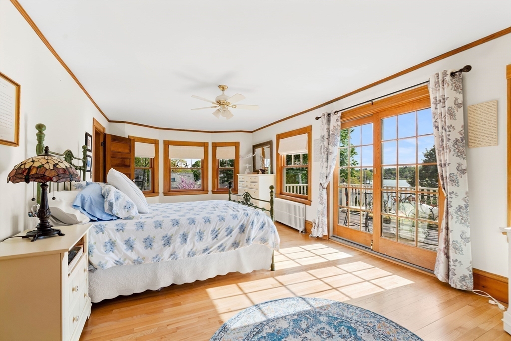 9 White Ave Wakefield, MA 01880