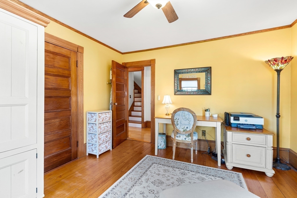 9 White Ave Wakefield, MA 01880