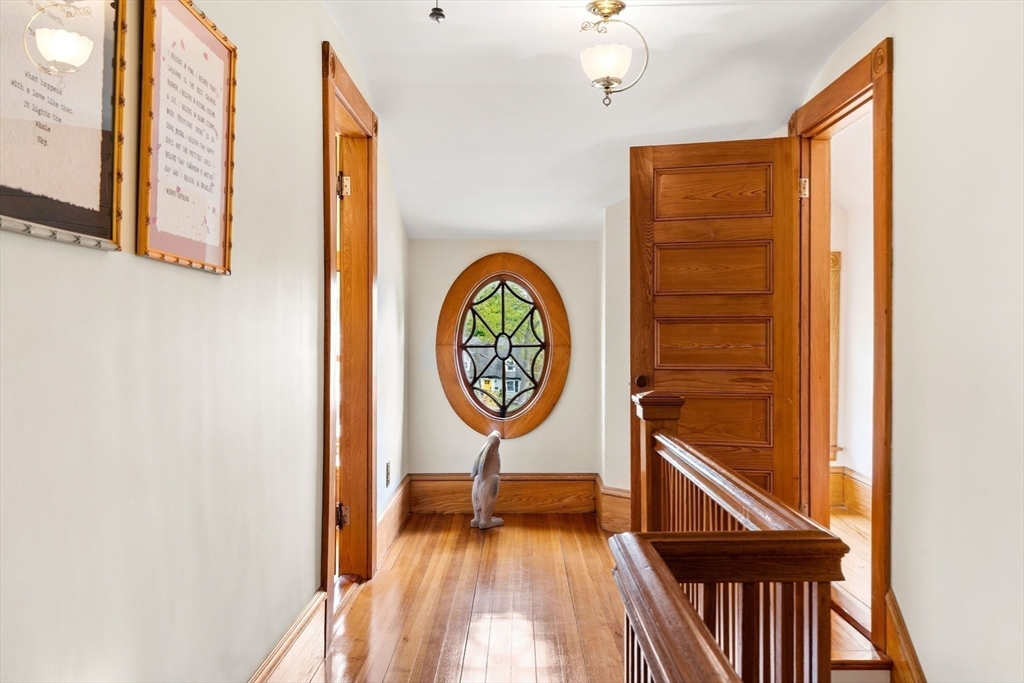 9 White Ave Wakefield, MA 01880