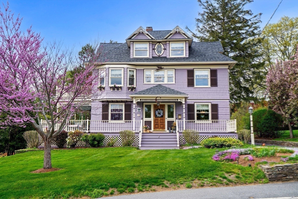 9 White Ave Wakefield, MA 01880