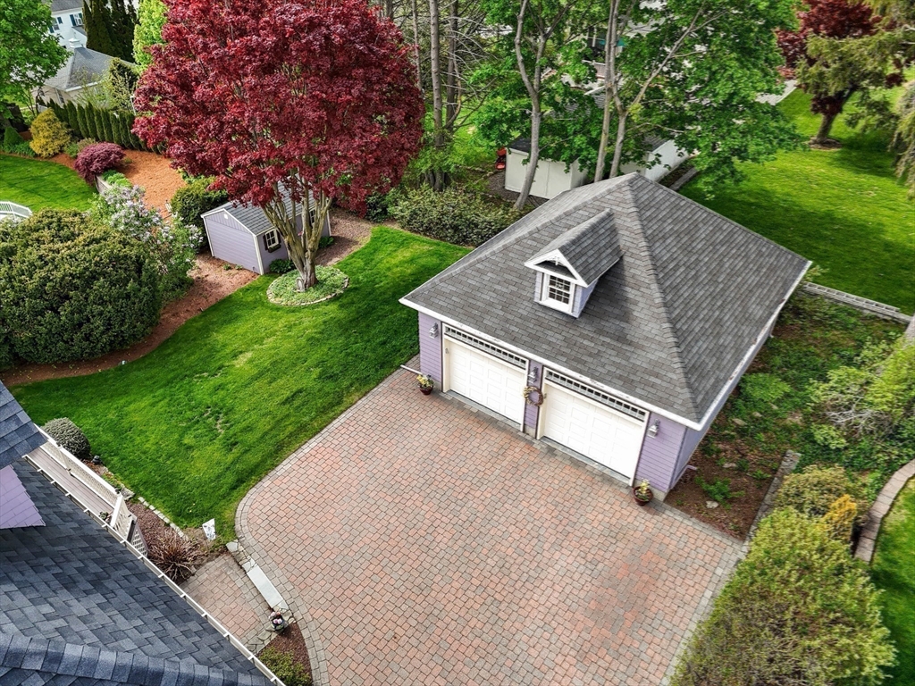 9 White Ave Wakefield, MA 01880