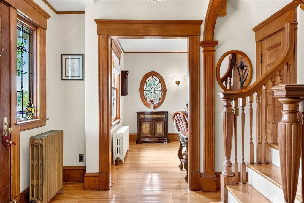 9 White Ave Wakefield, MA 01880
