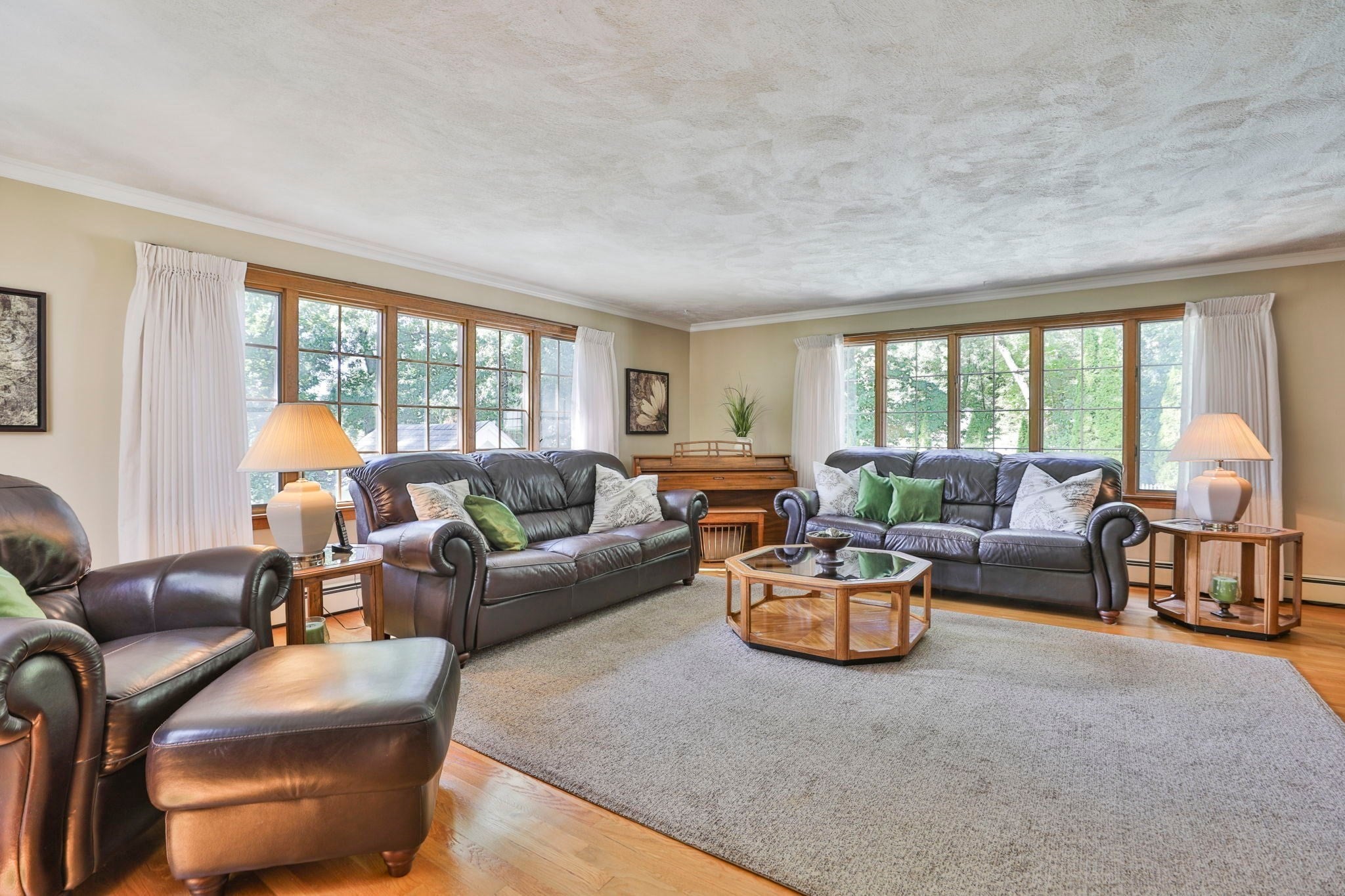93 Butler Ave Wakefield, MA 01880