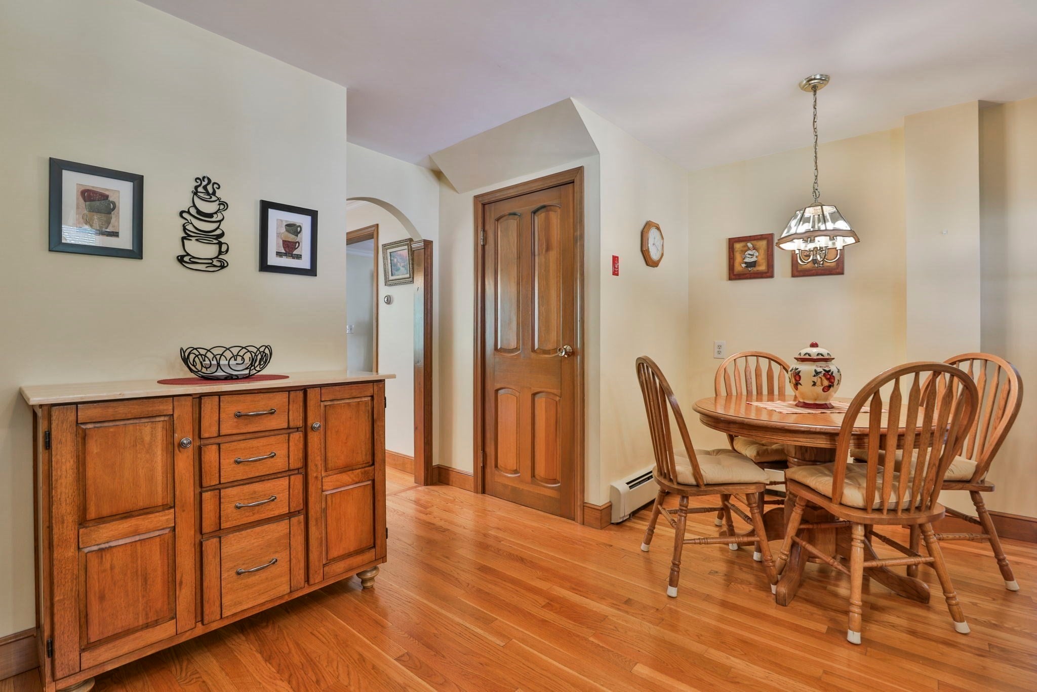 93 Butler Ave Wakefield, MA 01880