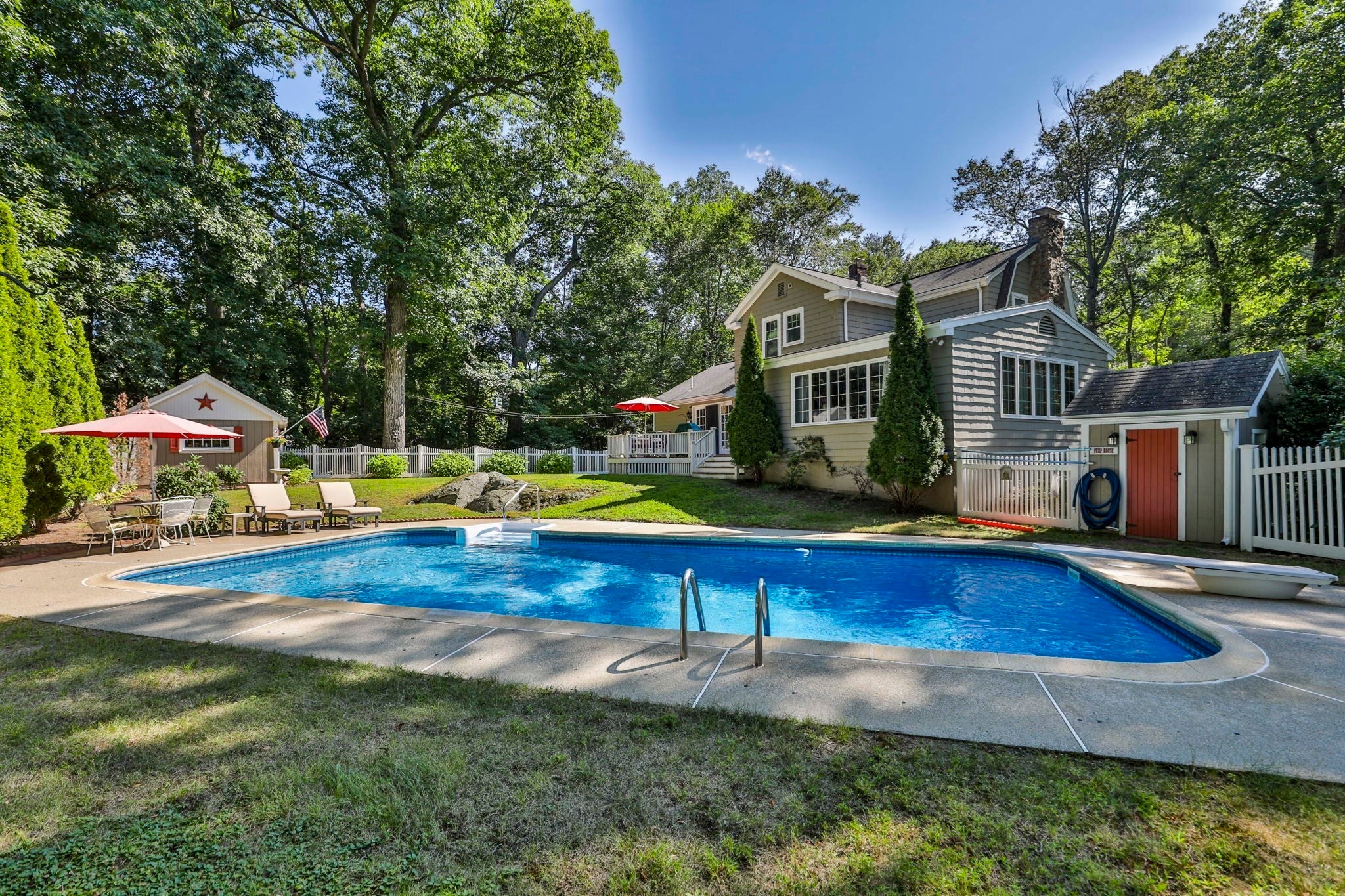 93 Butler Ave Wakefield, MA 01880