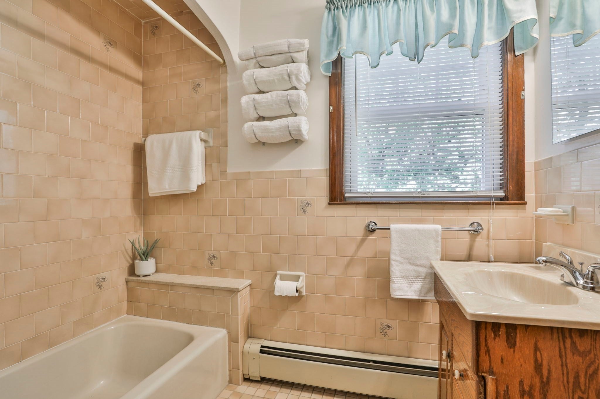 93 Butler Ave Wakefield, MA 01880