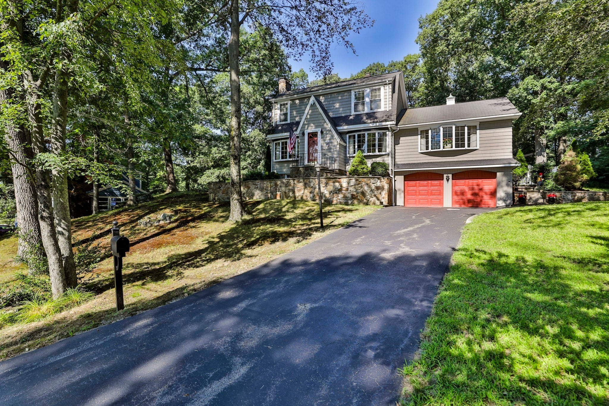 93 Butler Ave Wakefield, MA 01880