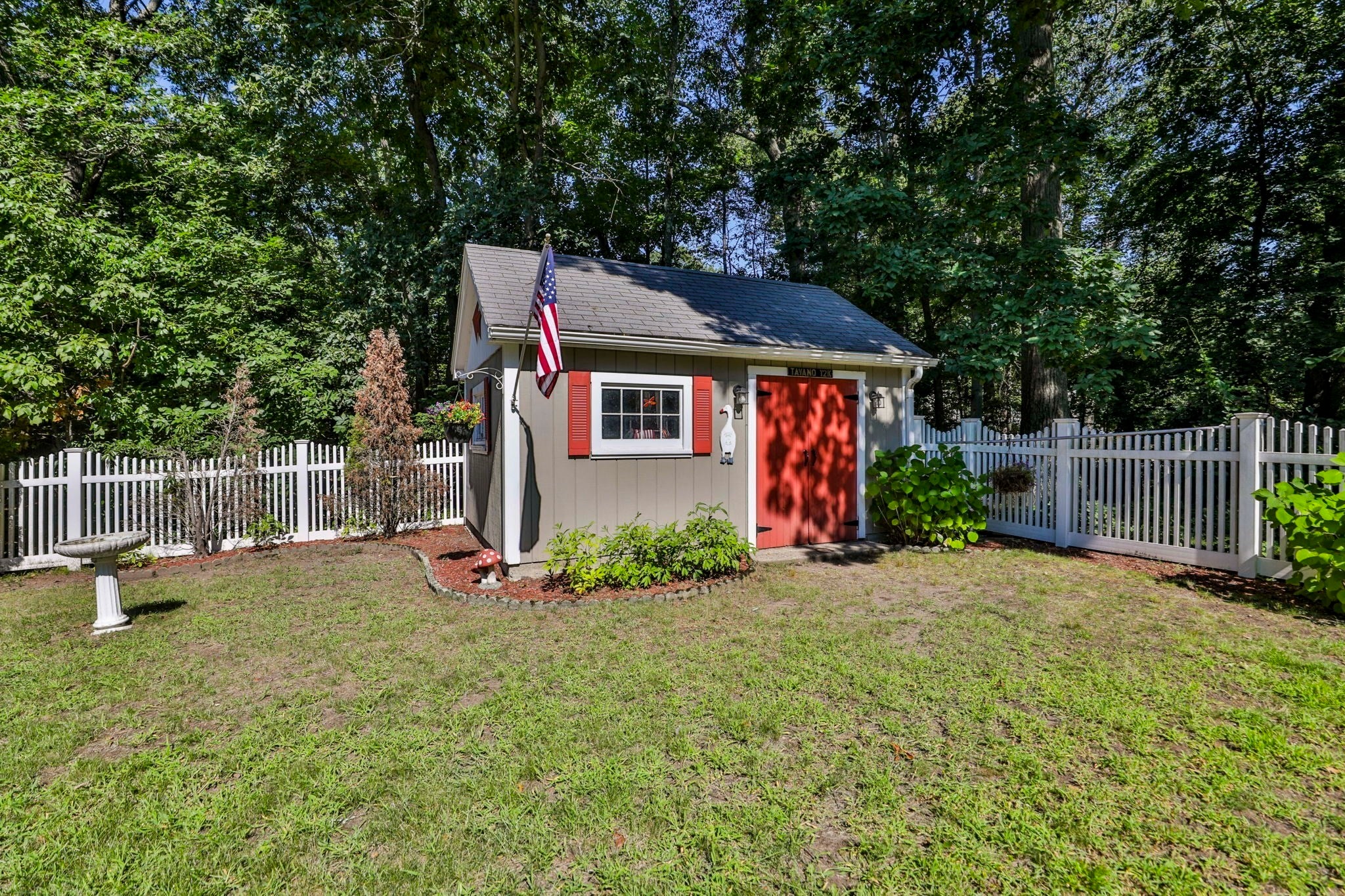 93 Butler Ave Wakefield, MA 01880