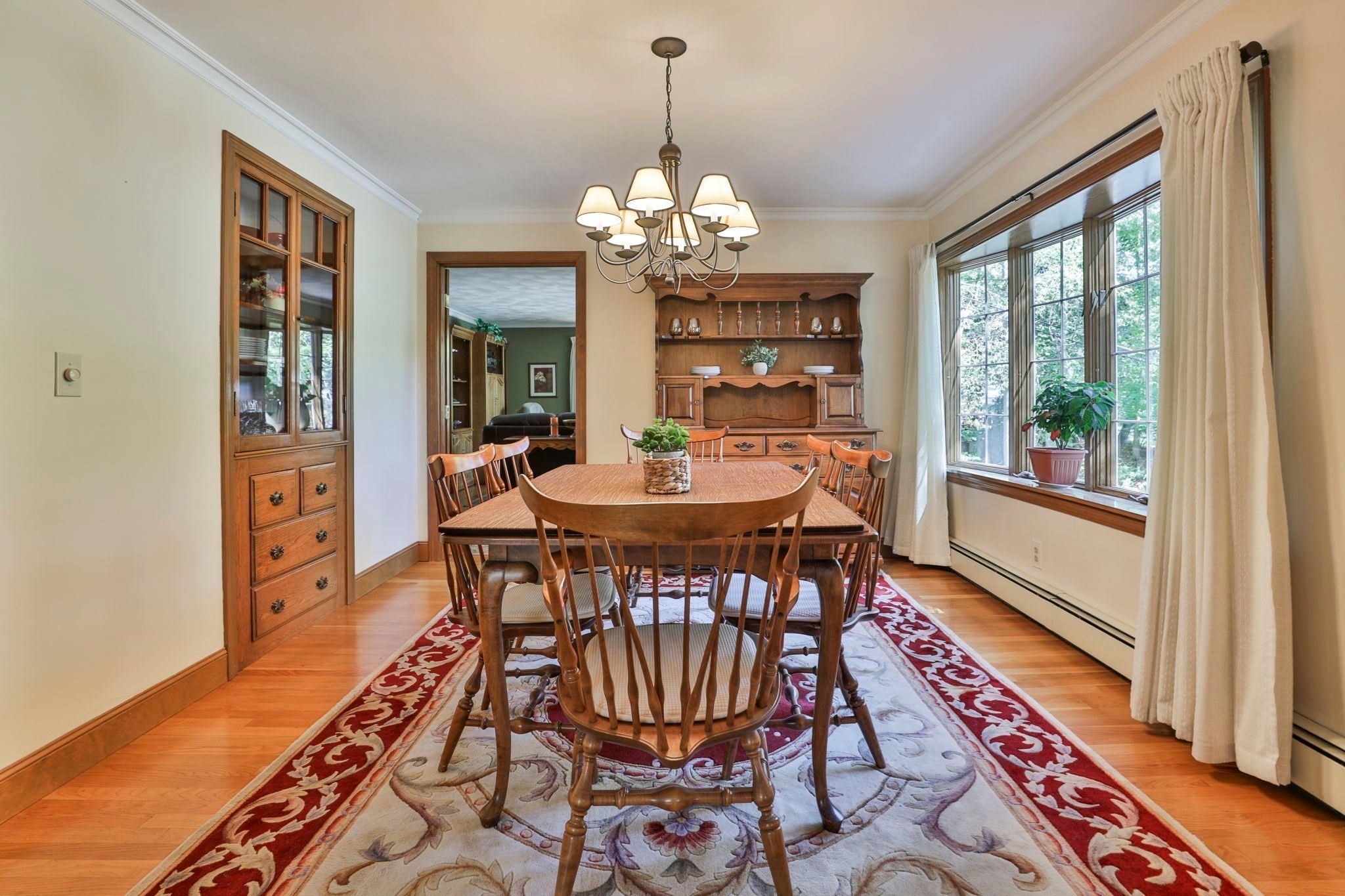 93 Butler Ave Wakefield, MA 01880
