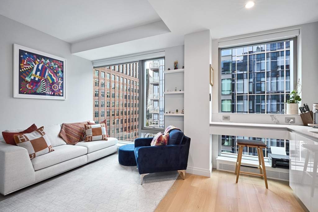133 Seaport Blvd #1621