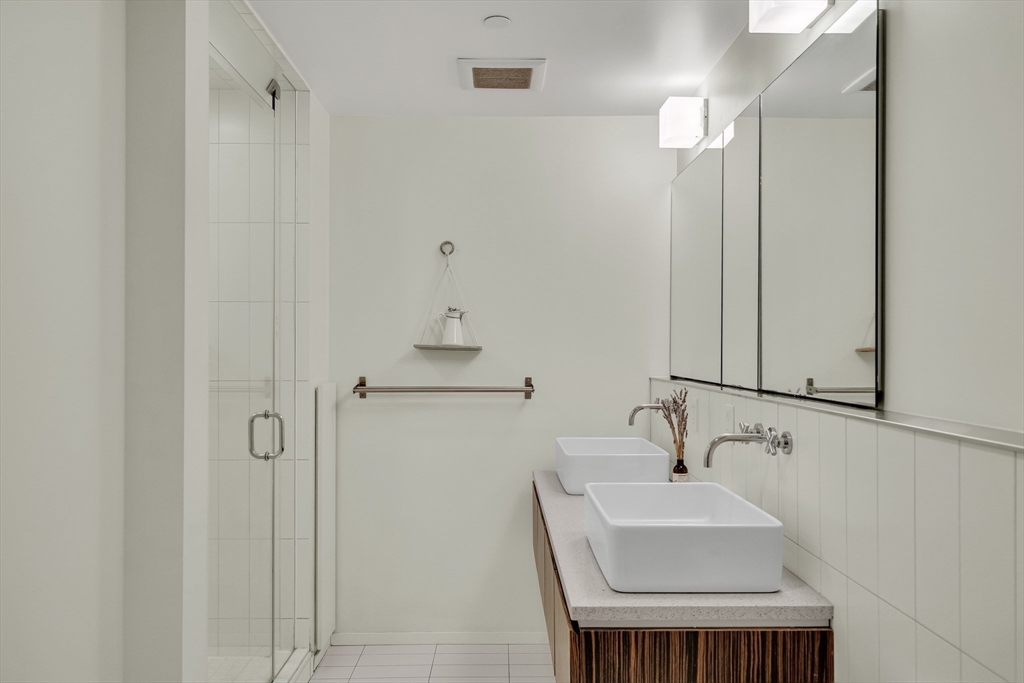 141 Dorchester Ave #906 Boston, MA 02127