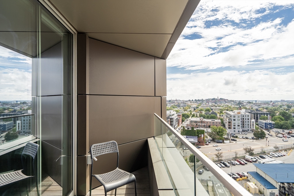 141 Dorchester Ave #906 Boston, MA 02127